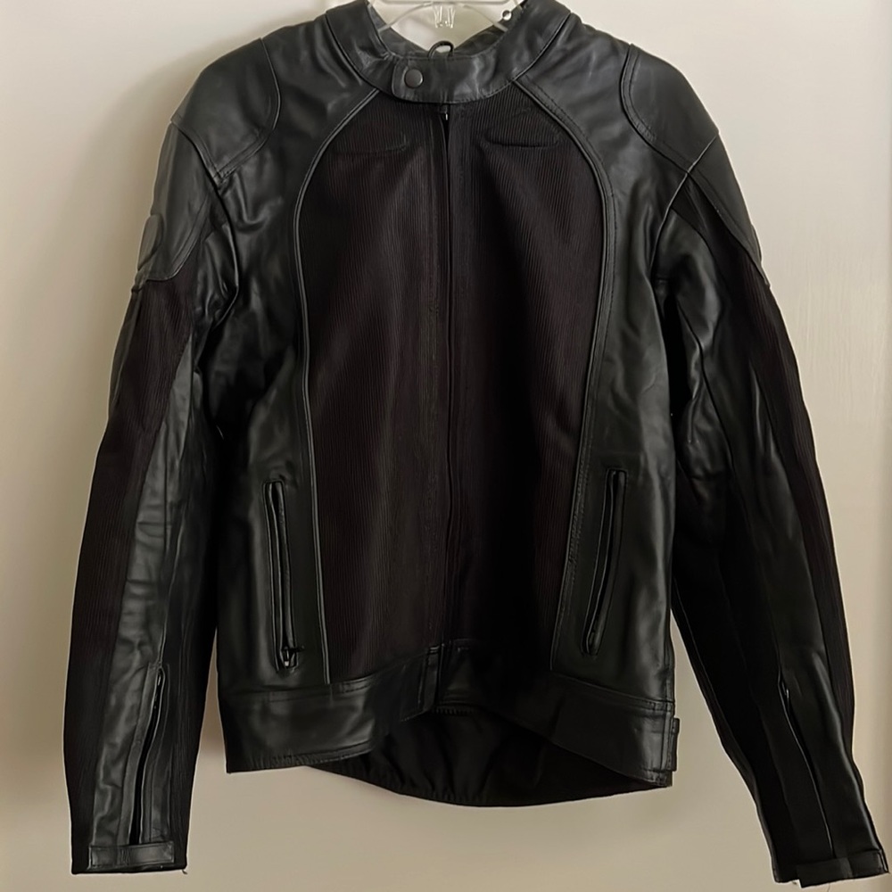 Black leather motorcycle jacket Bilt